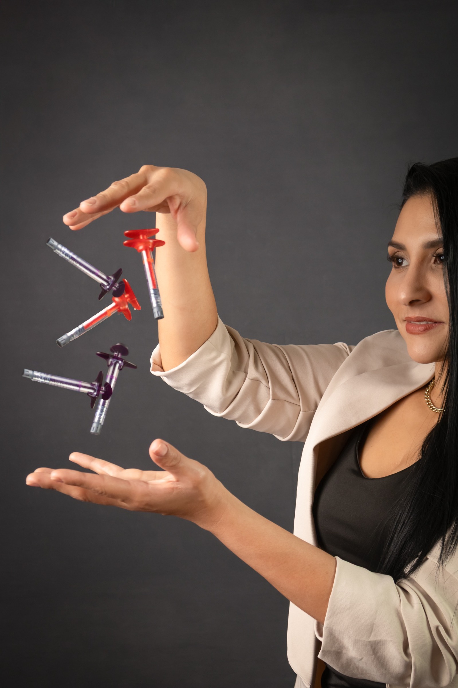 Dra. Lindsay Sancho - Sobre Mí